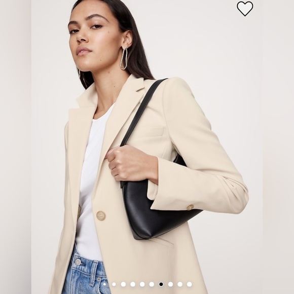 NWT Banana Republic Hyper Transition Crème White Refined Blazer Size 6. - Picture 3 of 10